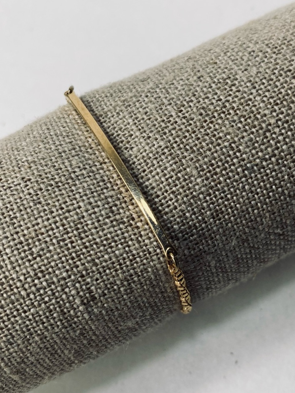 Vintage Avon Gold tone Bar Link Chain Bracelet